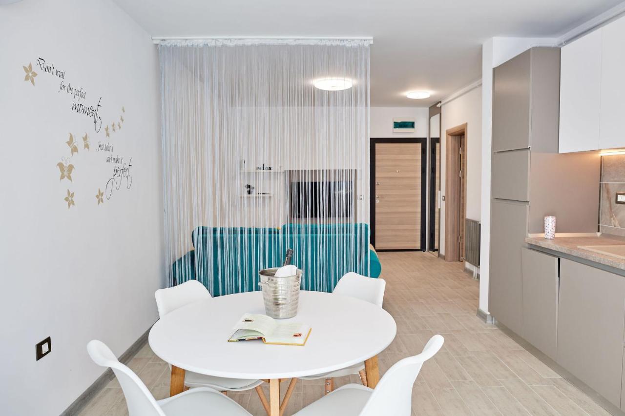 Sea Love Apt Spa N Pools Beach Resort Năvodari Εξωτερικό φωτογραφία